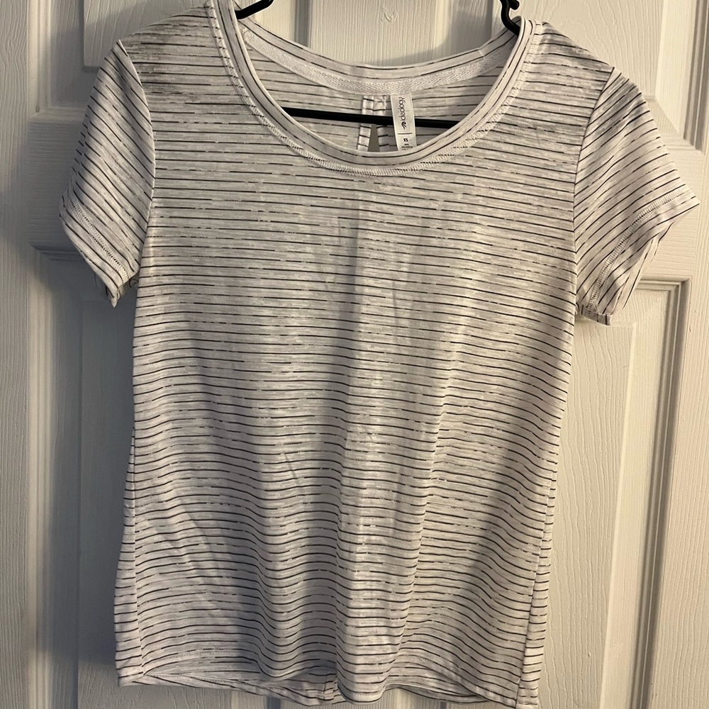 Ideology White and Gray Striped Short Sleeve Tee